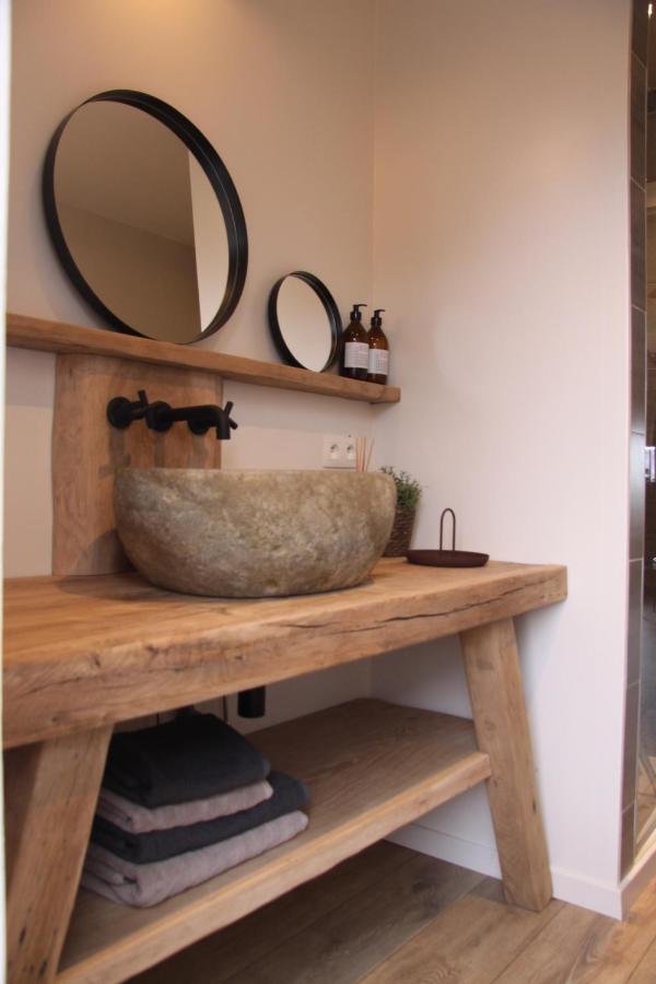 Bed and Breakfast Bed En Bezem Laarne Esterno foto