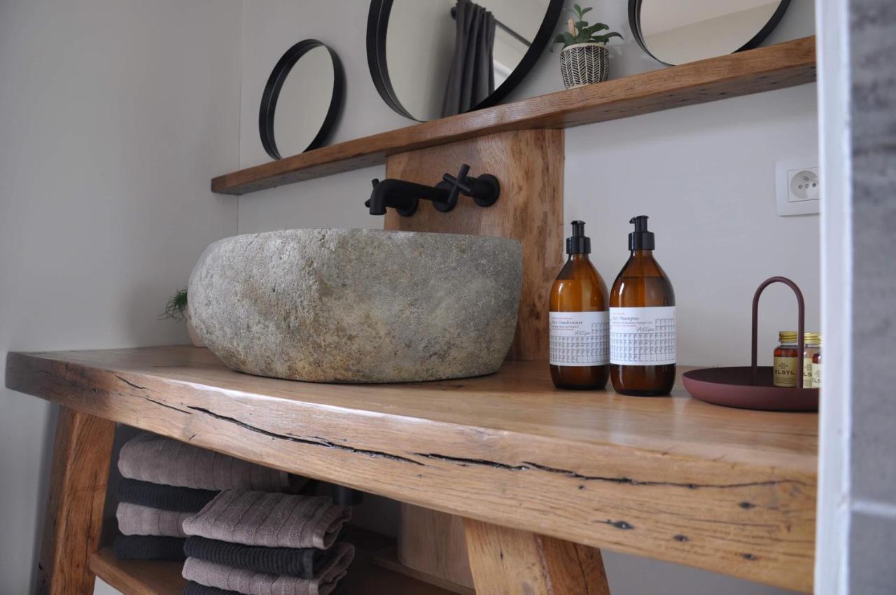 Bed and Breakfast Bed En Bezem Laarne Esterno foto
